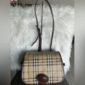 Burberrys Vintage Checkered Shoulder Bag